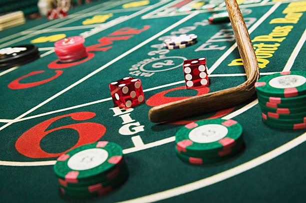 hiu4d login platform interface showing live-dealer tables and sportsbook markets